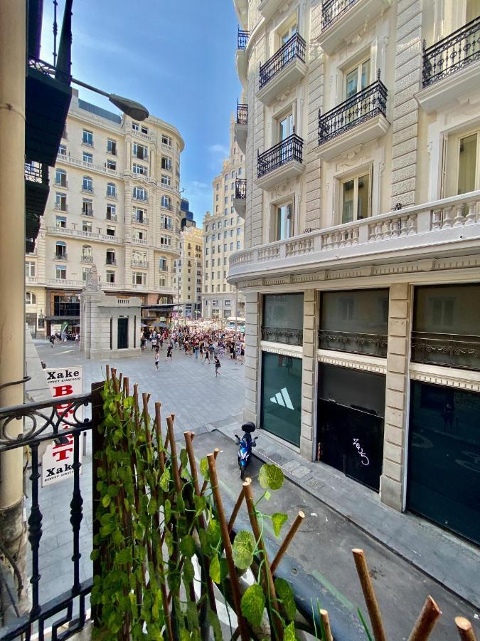 Апартаменты Charming Gran Via Мадрид Экстерьер фото